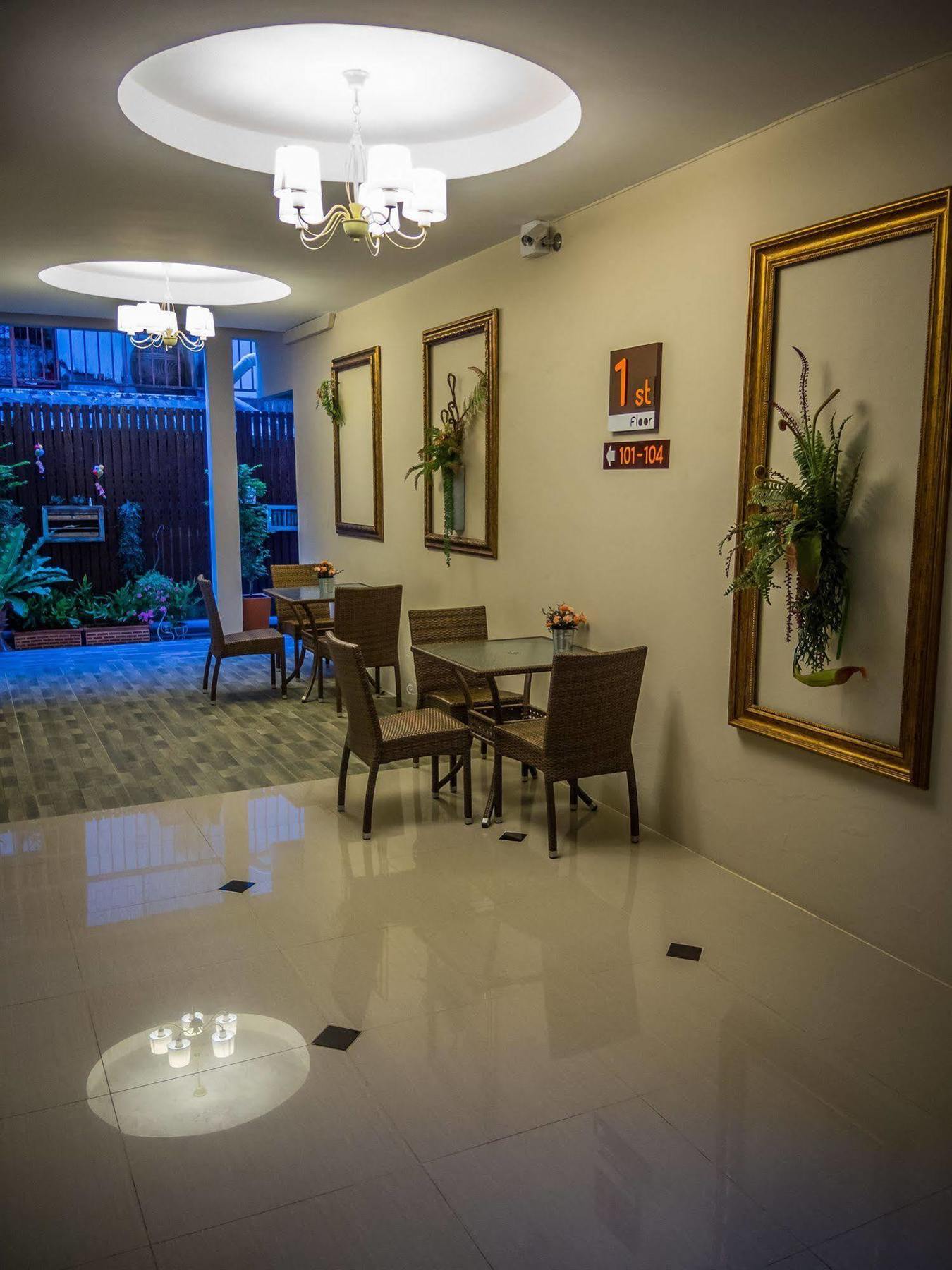 Chitra Suite Pattaya Exteriér fotografie