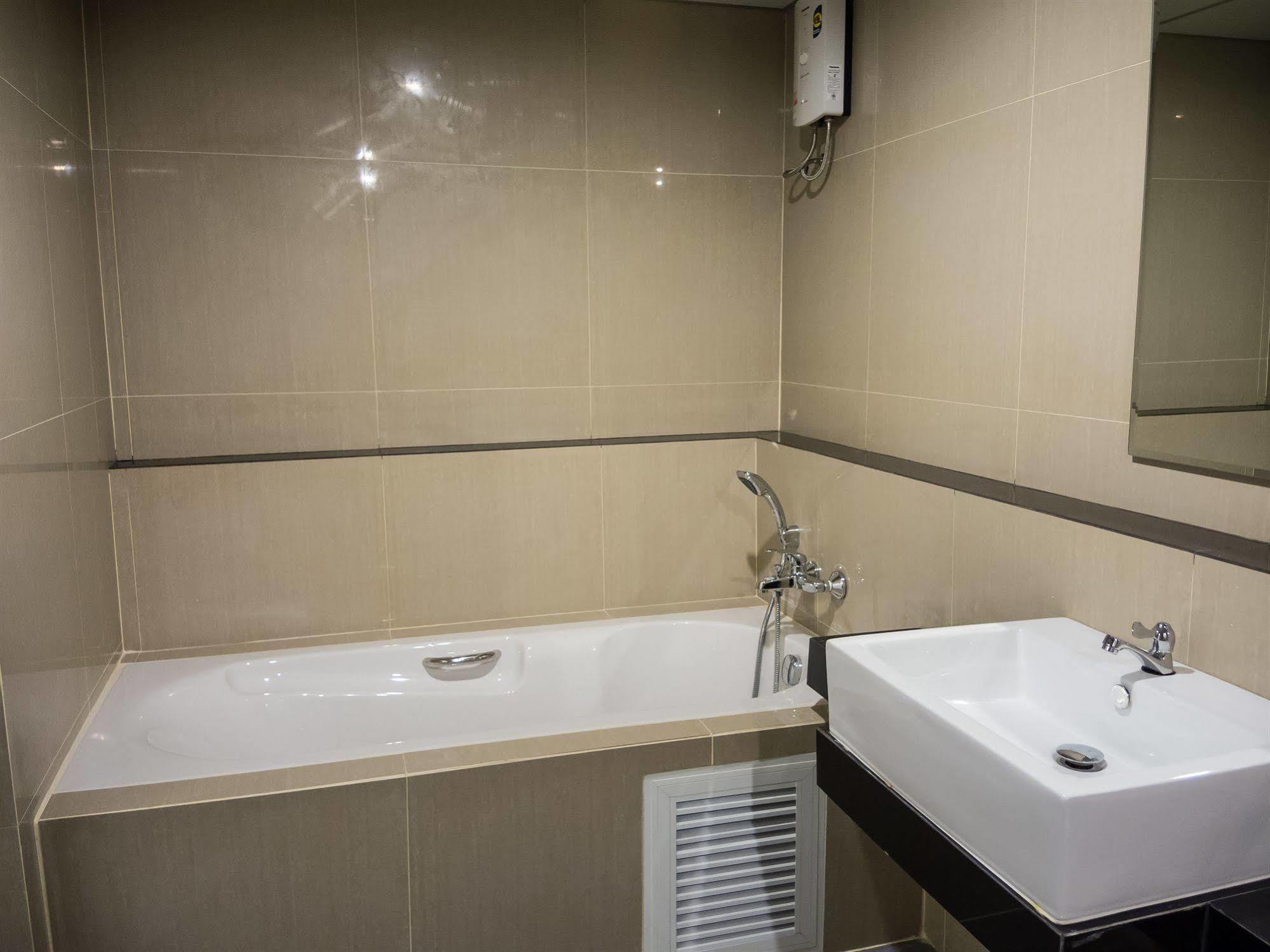 Chitra Suite Pattaya Exteriér fotografie